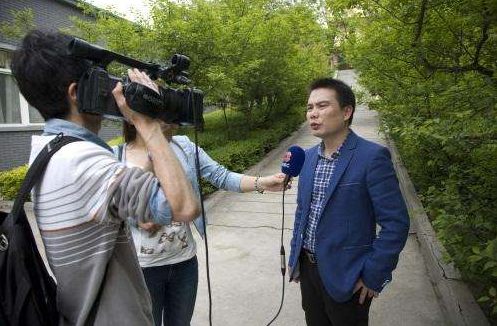 「要闻」长春对居民小区实行二十四小时管控