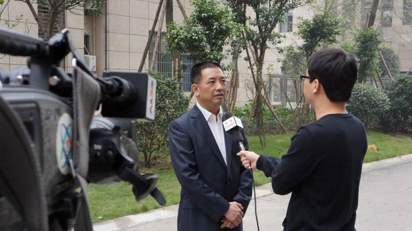 「要闻」长春对居民小区实行二十四小时管控